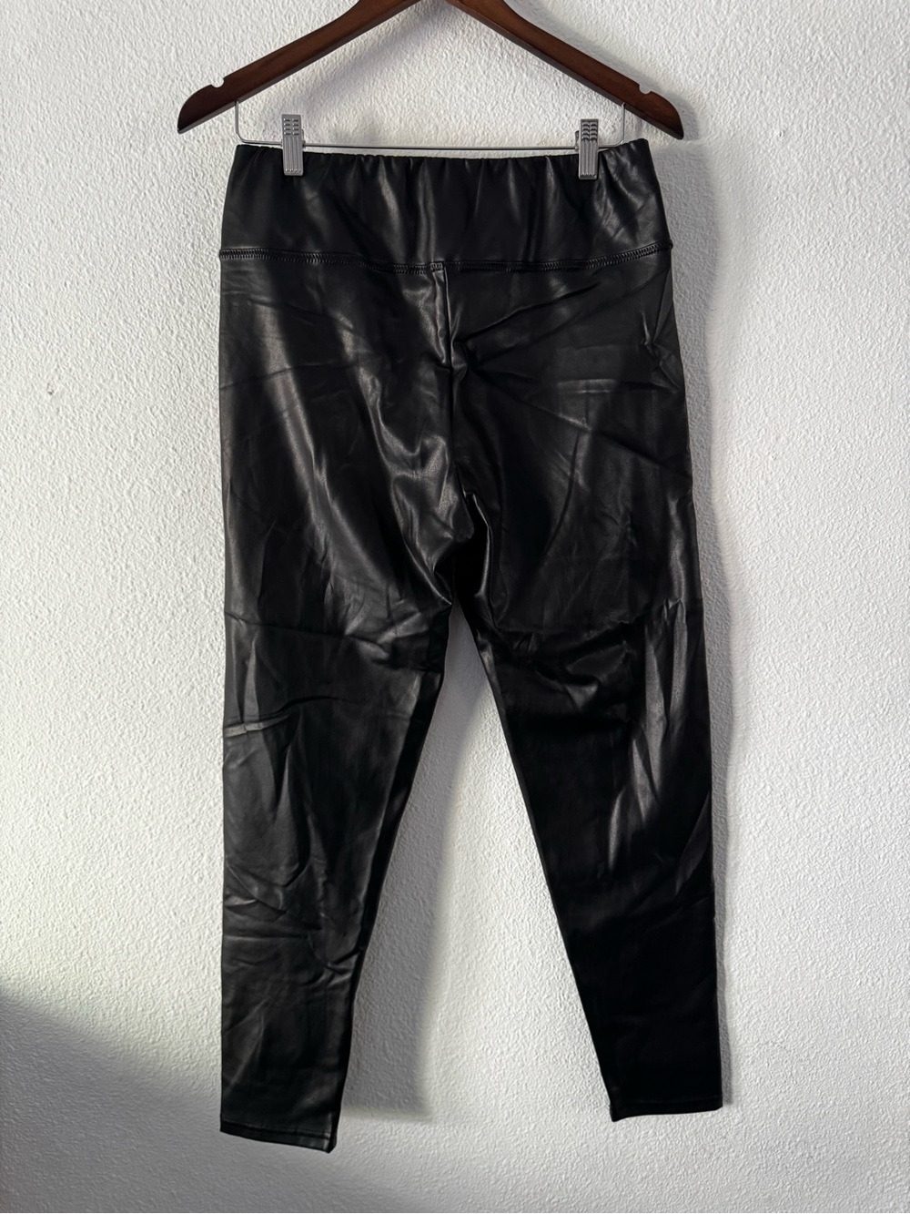 Scoop Faux Leather Black Stretch Leggings Size L 12 14 Edgy Rocker Chic NEW NWT - Picture 12 of 14